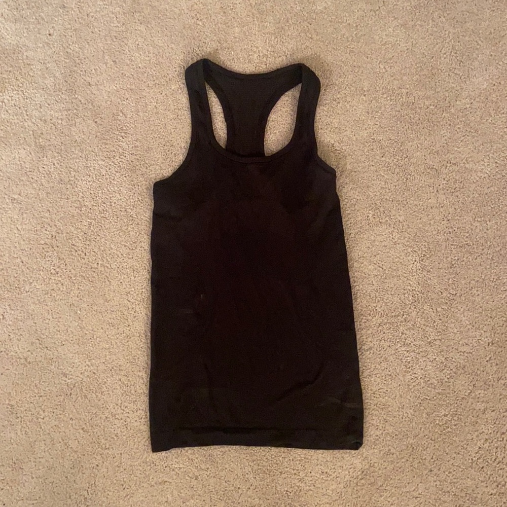 Lulu lemon sport tank top. In great quality.
